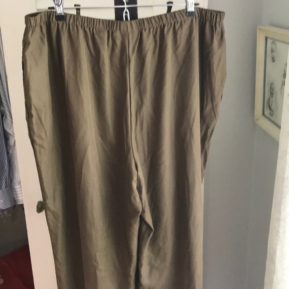 Kate Hill silk slacks. 1x - Picture 4 of 6